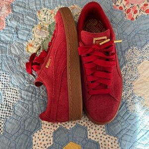 Puma Classic Red Sneakers